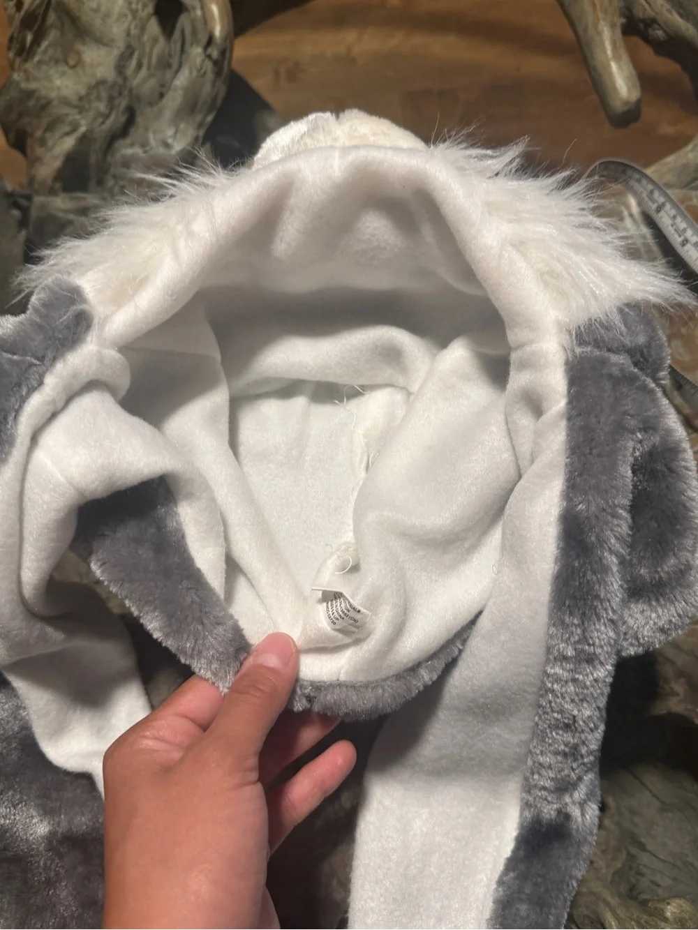 Plush Husky Beanie Hat Scarf with Paw Mitt Gloves